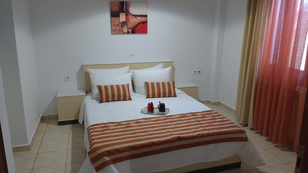Vazeos Apartments Картерадос Стая снимка
